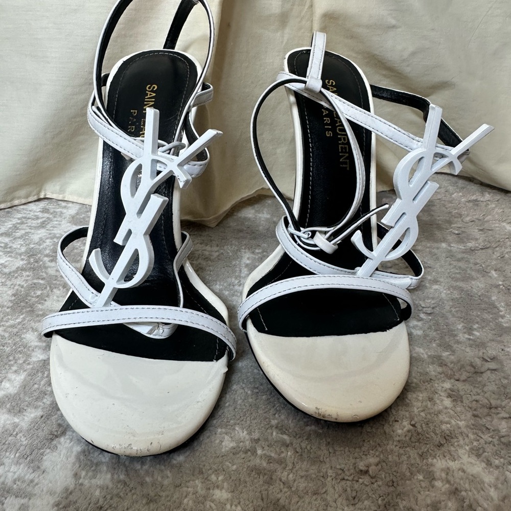 Saint Laurent White Heeled Shoes Elegant Design